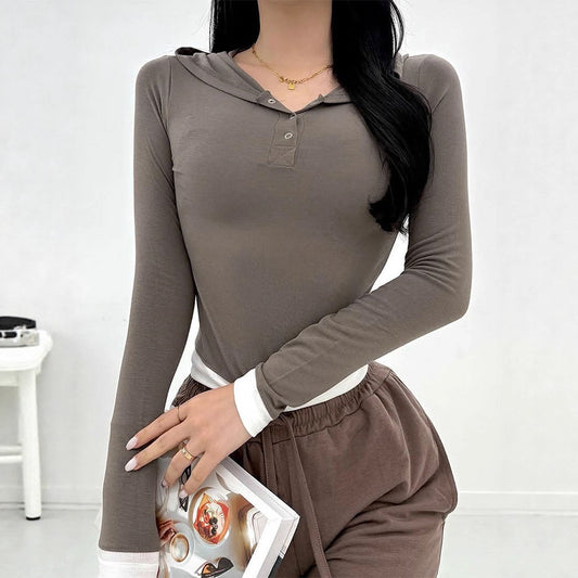Hooded long sleeved T-shirt